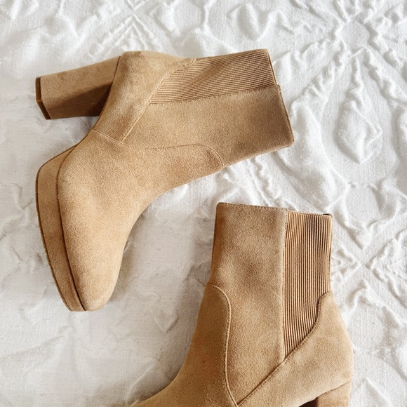 Donald Pliner Labell Platform Bootie Size 10M New - Picture 4 of 13